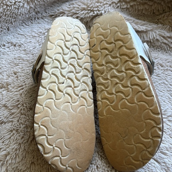 Birkenstock Gizeh Birko-Flor T Strap Slide Sandal White size EU 39 8-8.5 US - Picture 7 of 7